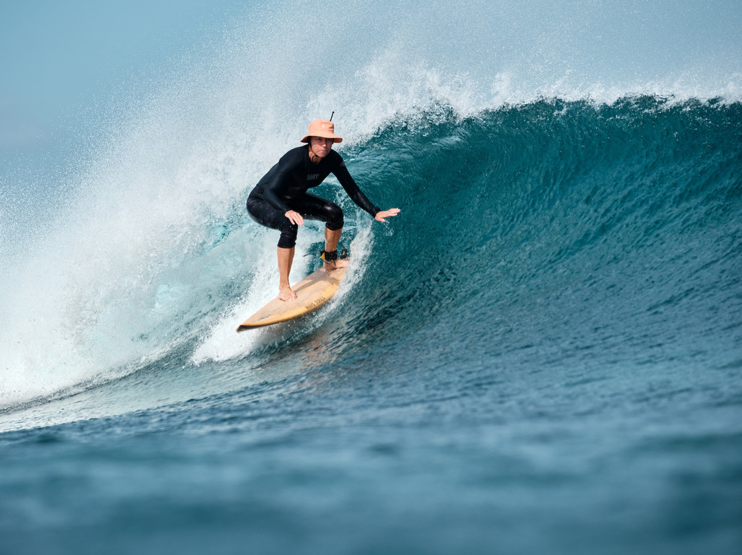 Surf With Amigas-Rote Island必去景点
