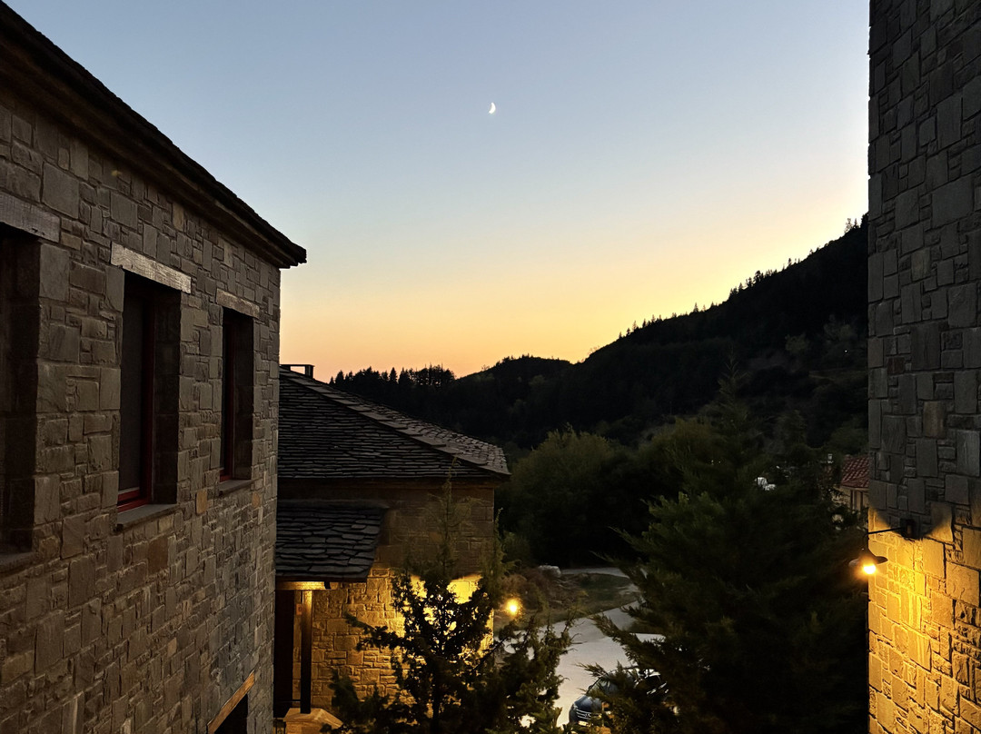 Rouista Tzoumerka Resort主图