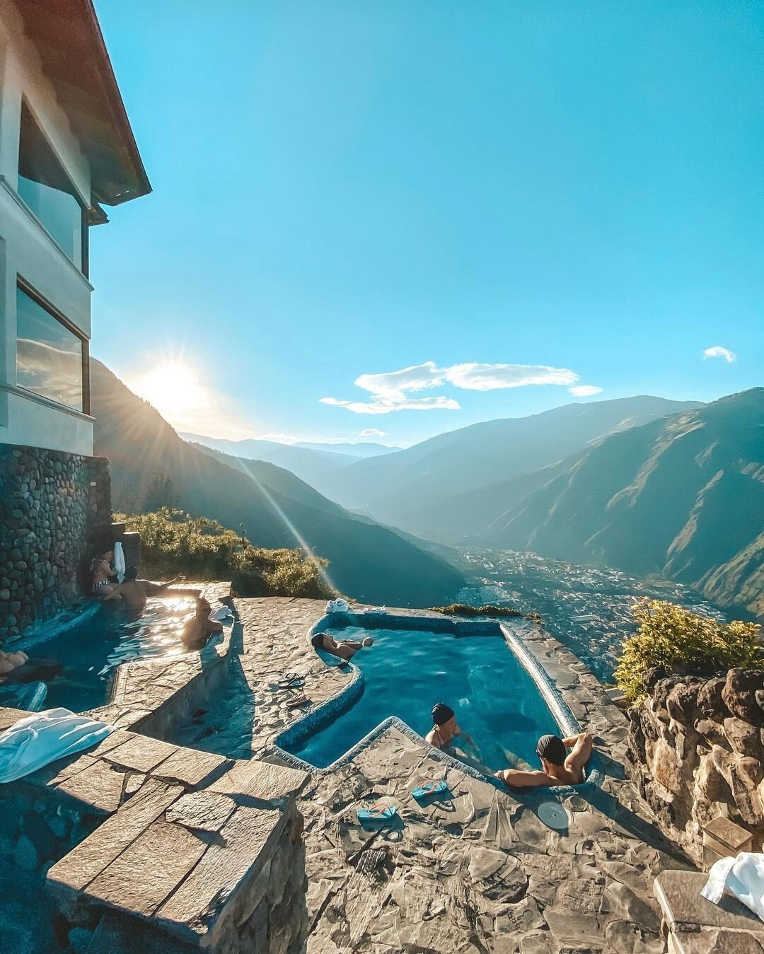 露娜火山探险水疗中心-泳池