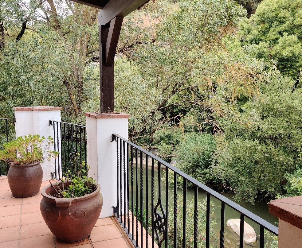 莫林诺瓜特罗帕拉达斯酒店主图