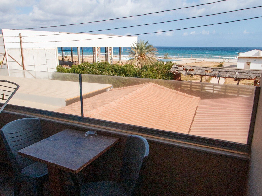 The Santo George Beach Resort主图