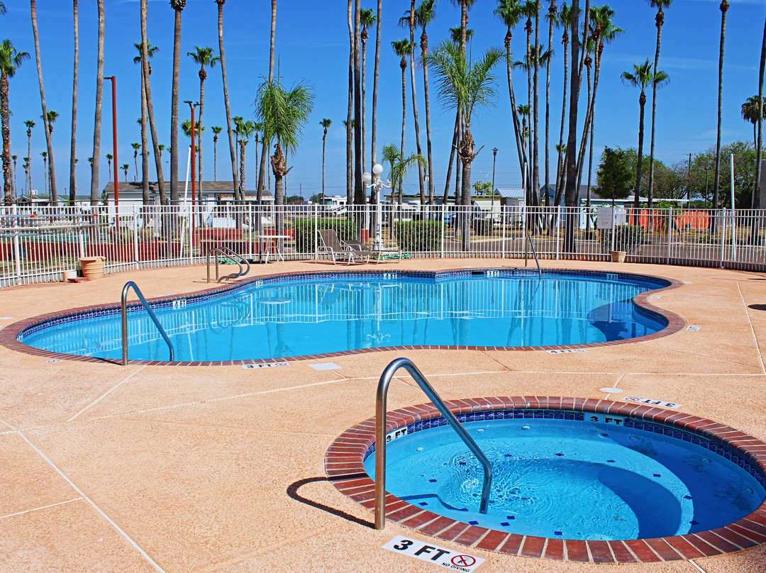 Victoria Palms Inn & Suites主图