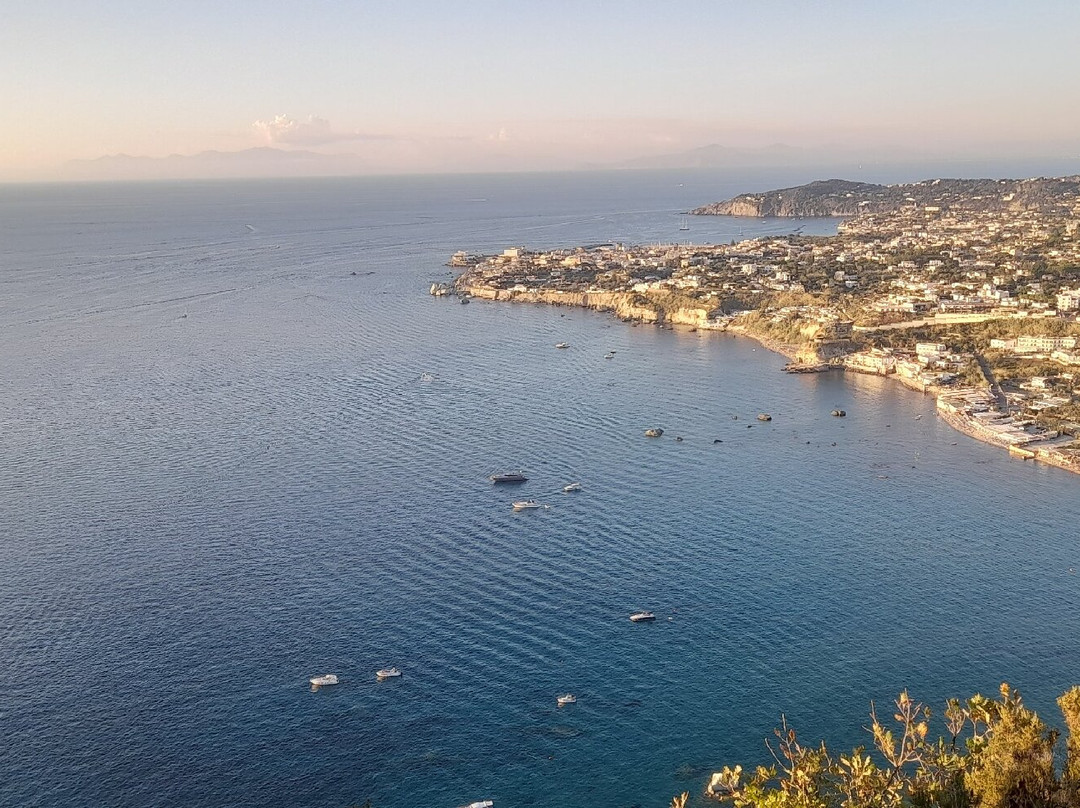 Farò Punta Imperatore-伊斯基亚必去景点