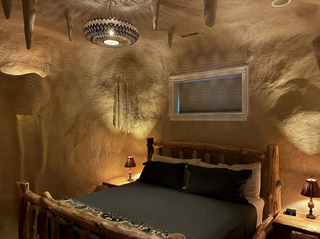 The Salt Cave And Spa-White Sulphur Springs必去景点