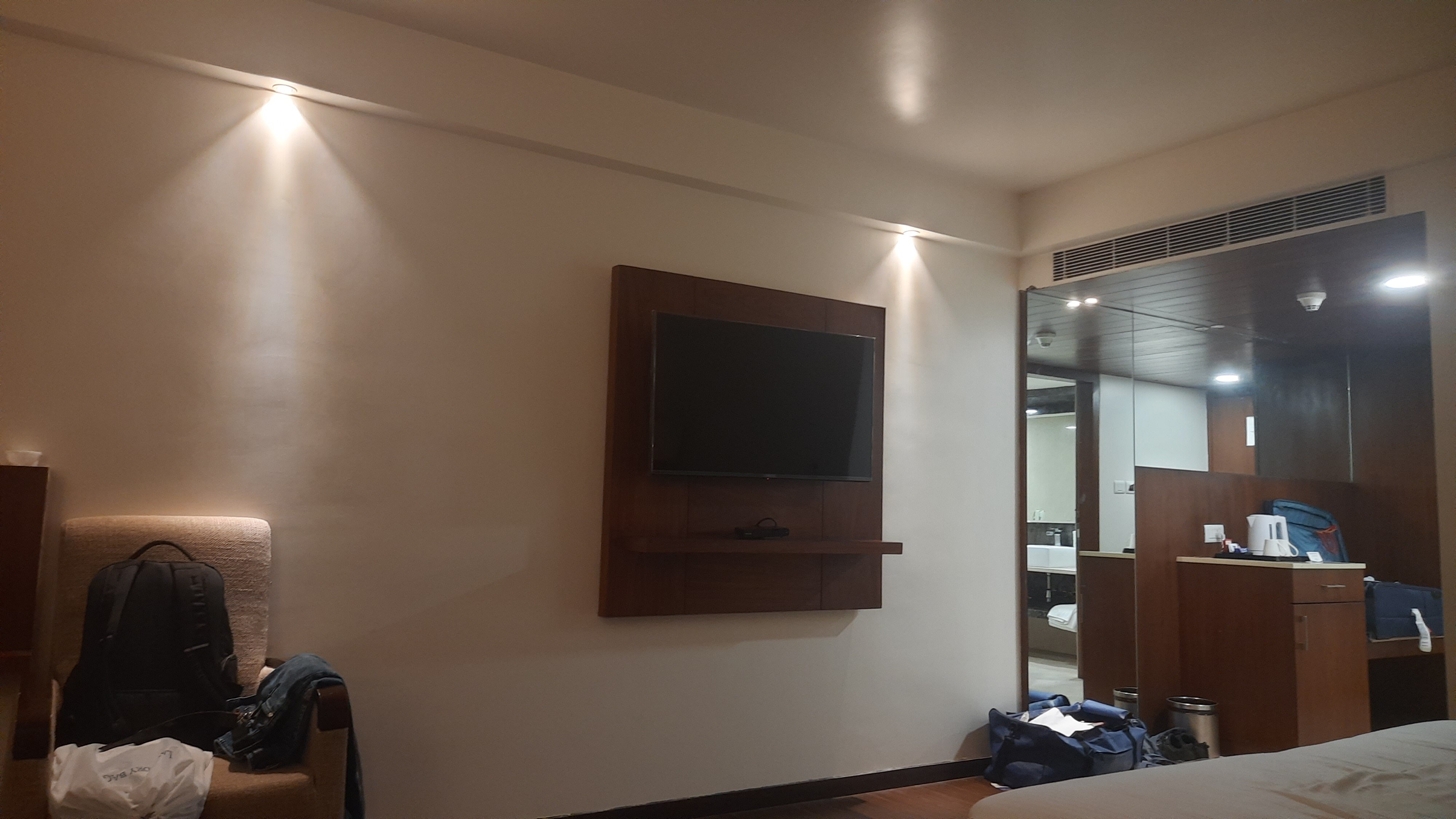 Paradigm Sarovar Portico-官方