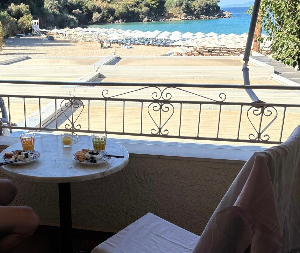 Kalogria Beach Hotel主图