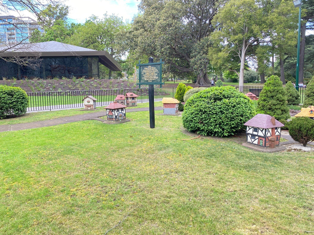 Model Tudor Village-墨尔本必去景点