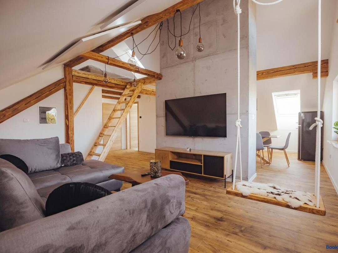 Drive Caffe Apartments
