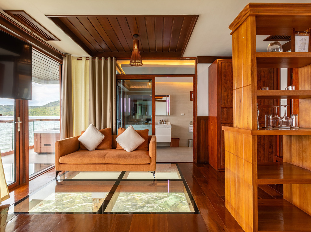 Sunlight Ecotourism Island Resort主图