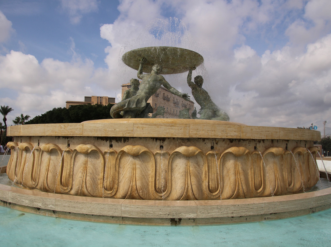 Triton Fountain-瓦莱塔必去景点