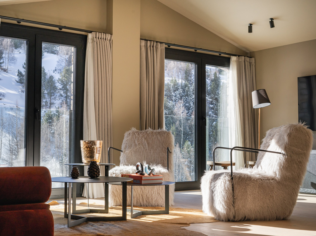 帕拉多卡纳罗酒店主图