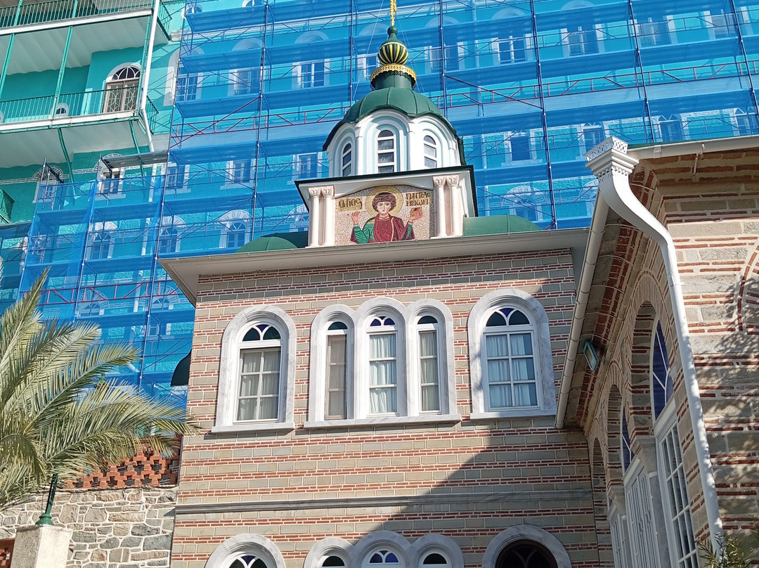 Athos Tours-卡拉马里亚必去景点