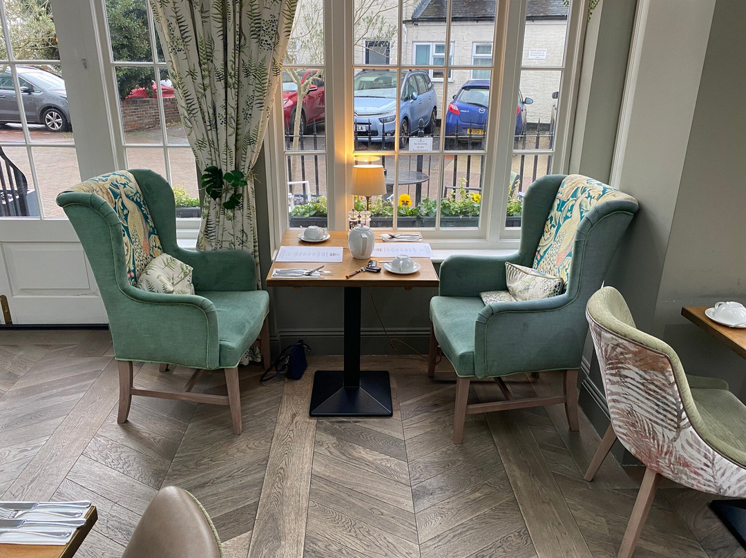 Royal Wells Hotel主图