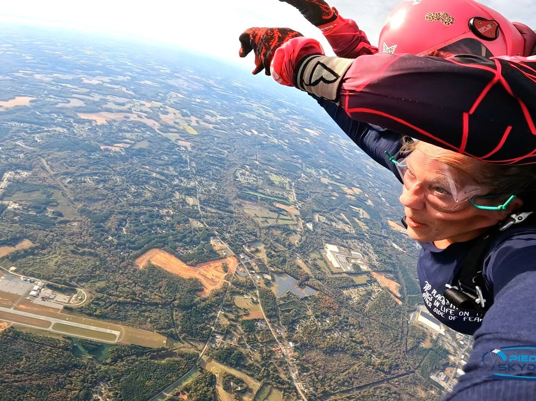Piedmont Skydiving-索尔兹伯里必去景点