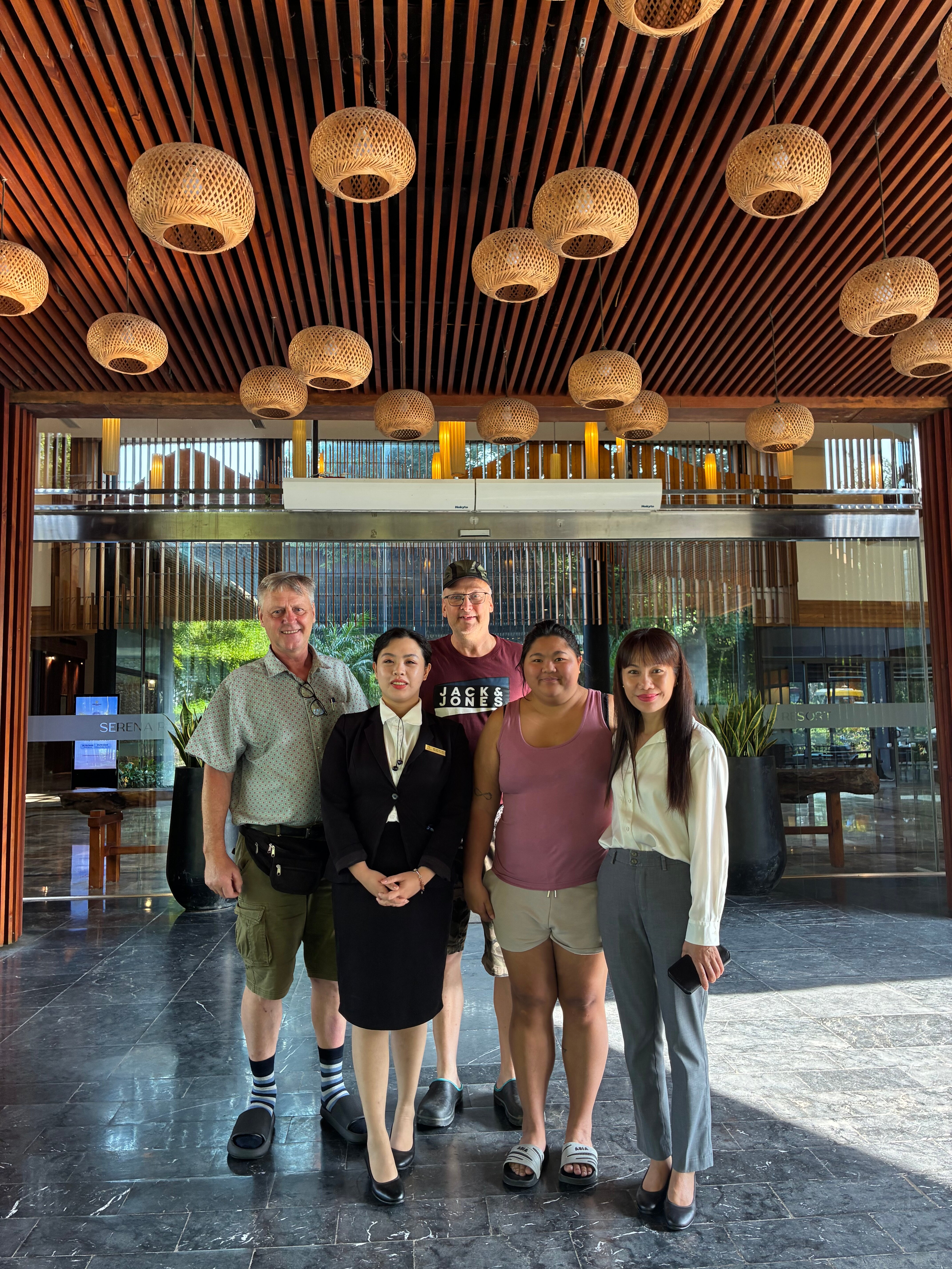 Serena Resort Kim Boi-官方