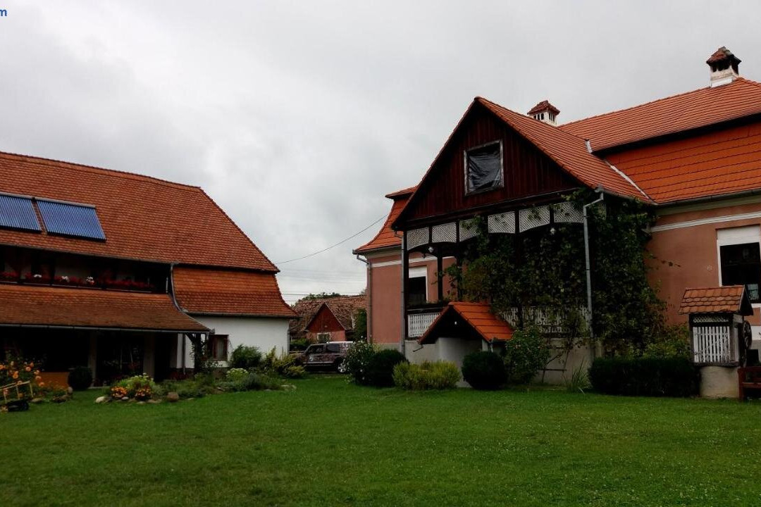 Kuria Vendeghaz主图