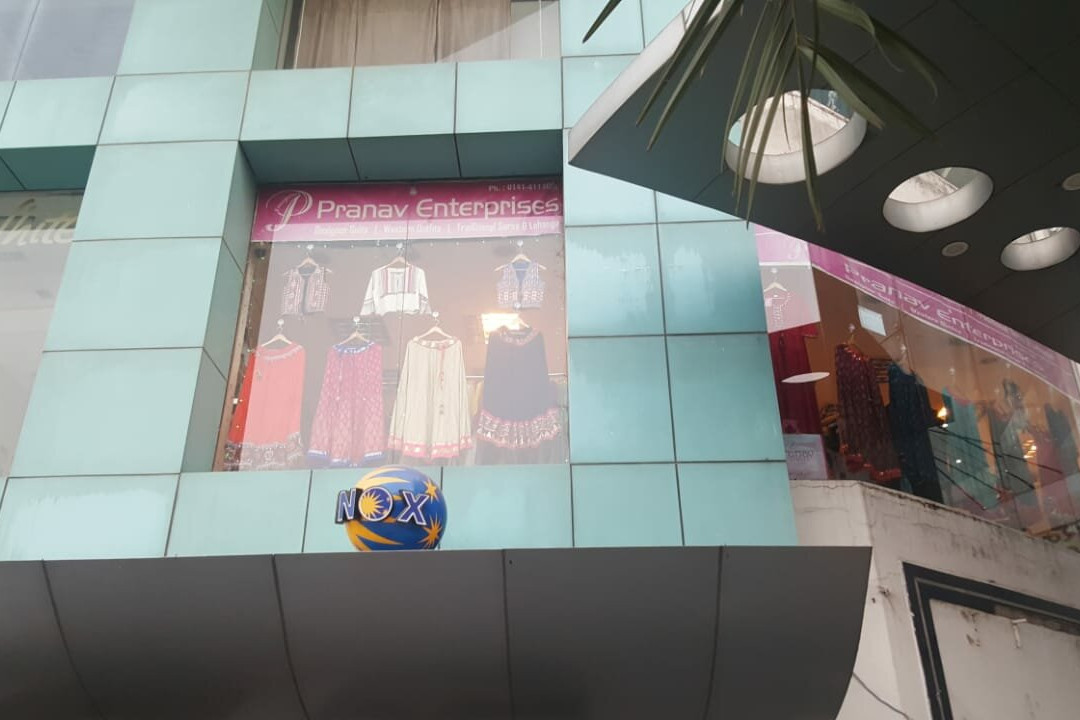 Mgf Metropolitan Mall-斋蒲尔必去景点