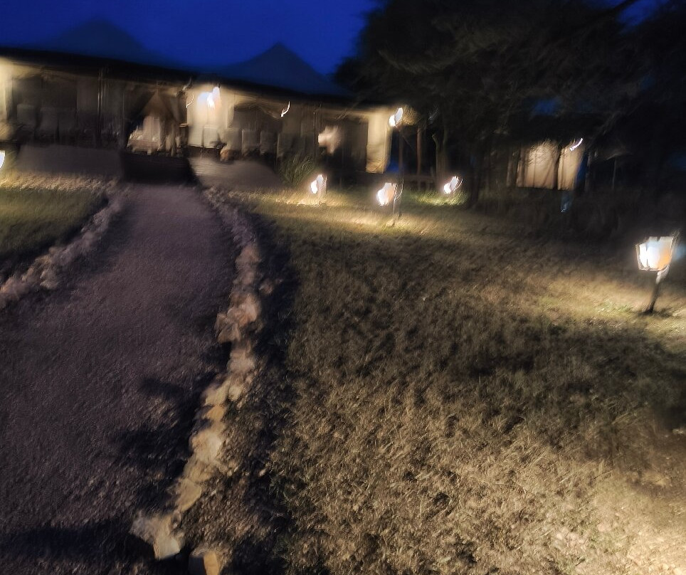 Crater Rim View主图