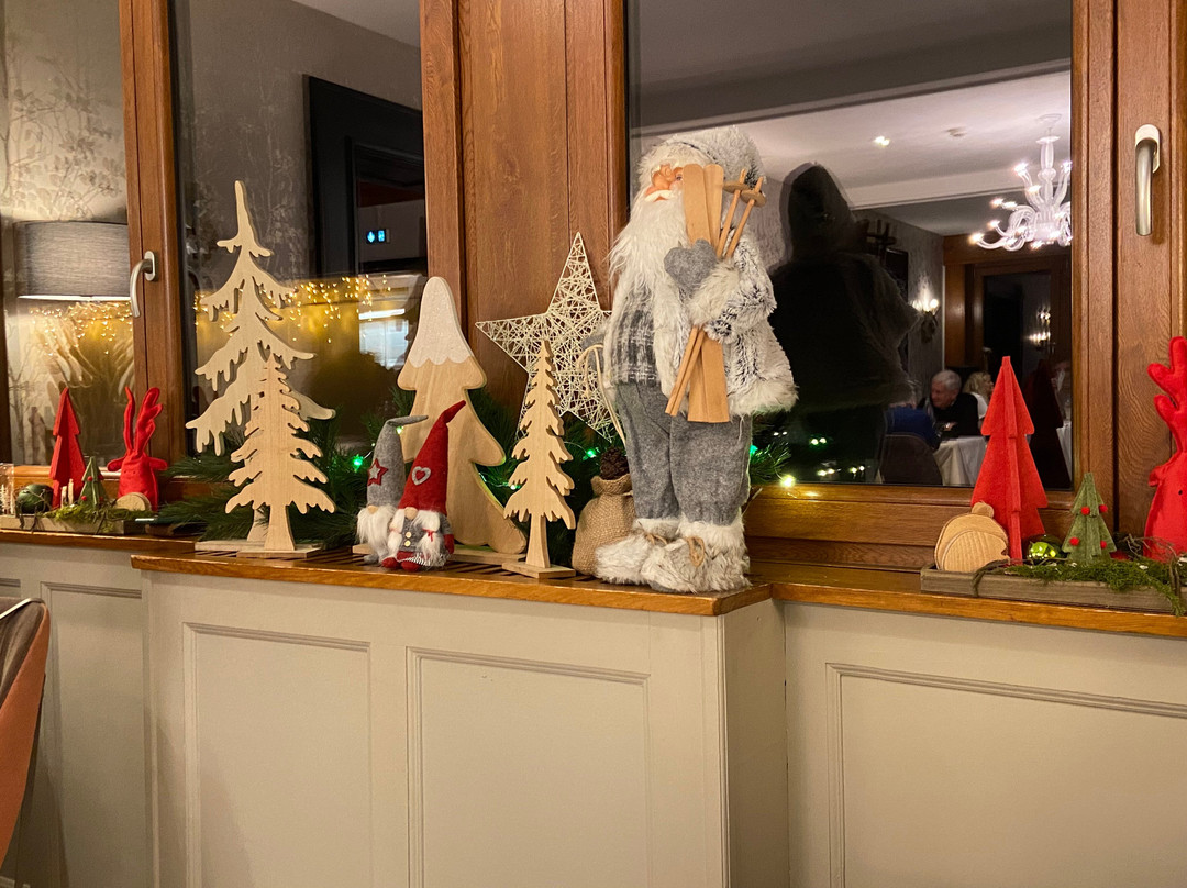 奥雷斯林酒店主图