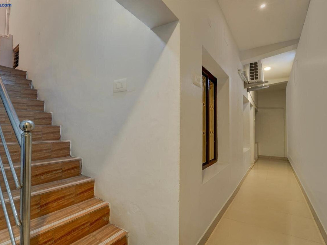 Hotel O Hooga Residency Amma Park