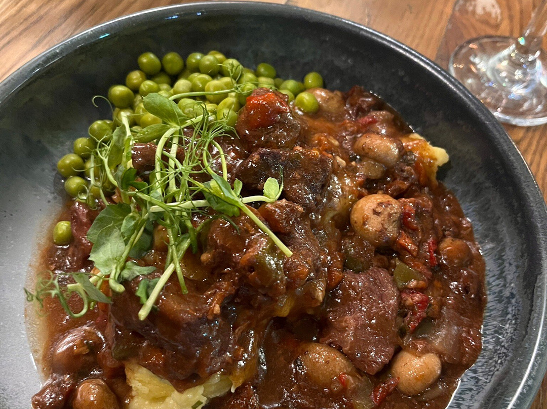 The Victoria Inn主图