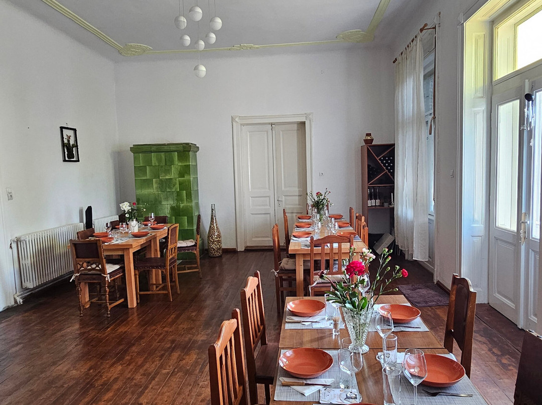 Crama Takacs Pinceszet-Aiud必去景点