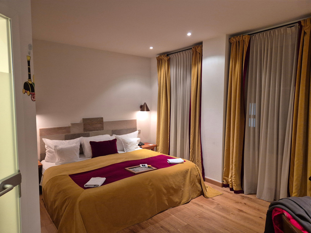 德尔瑞本酒店主图