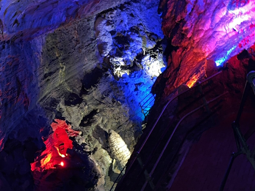 Howe Caverns-Howes Cave必去景点