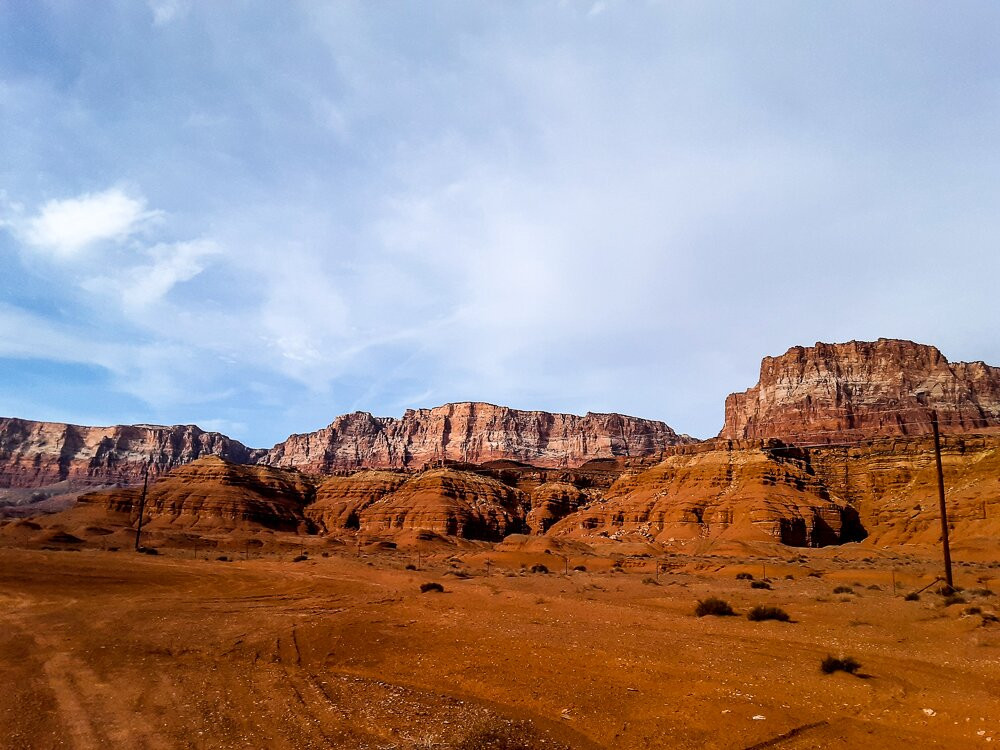 红崖国家保护区-佩吉必去景点