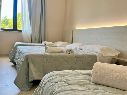 格丽佛AMG酒店主图