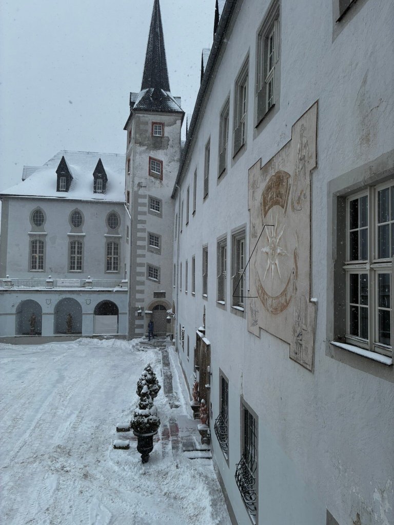 普斯臣斯汀城堡酒店-官方