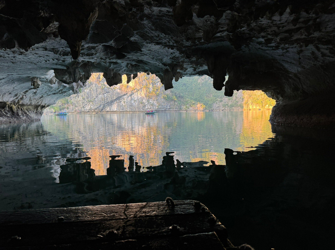 Halong Capella Cruise-海防必去景点