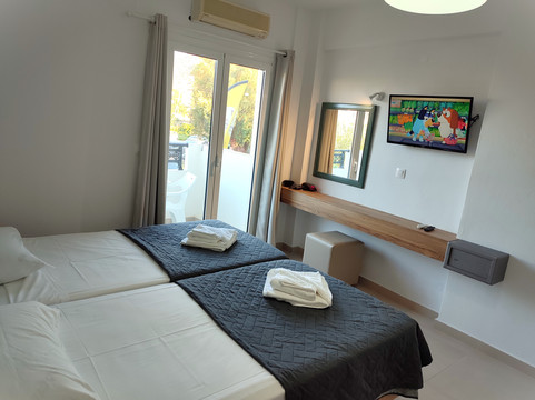 Kostas Apartments主图