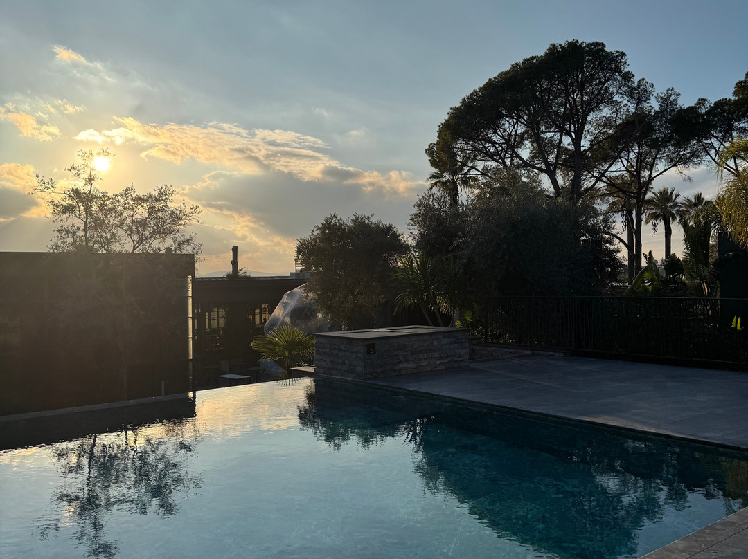 Unique Life Style Hotel主图