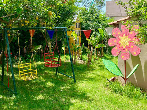 Poledas Apartments主图