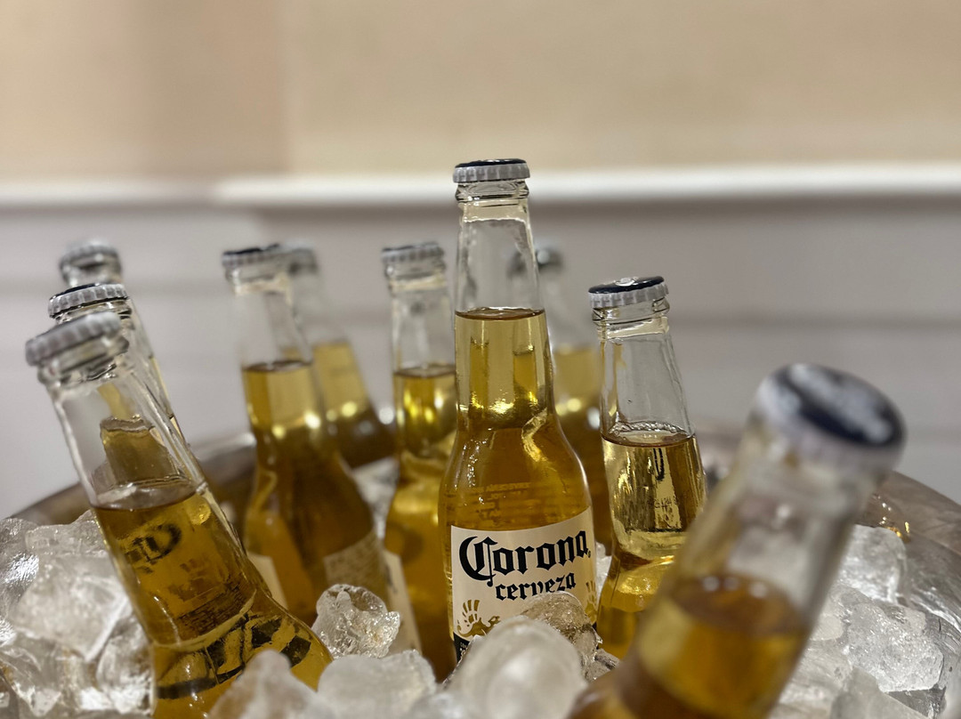 奧斯特拉尔布兰卡港酒店主图