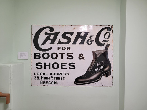 Y Gaer-布雷肯必去景点