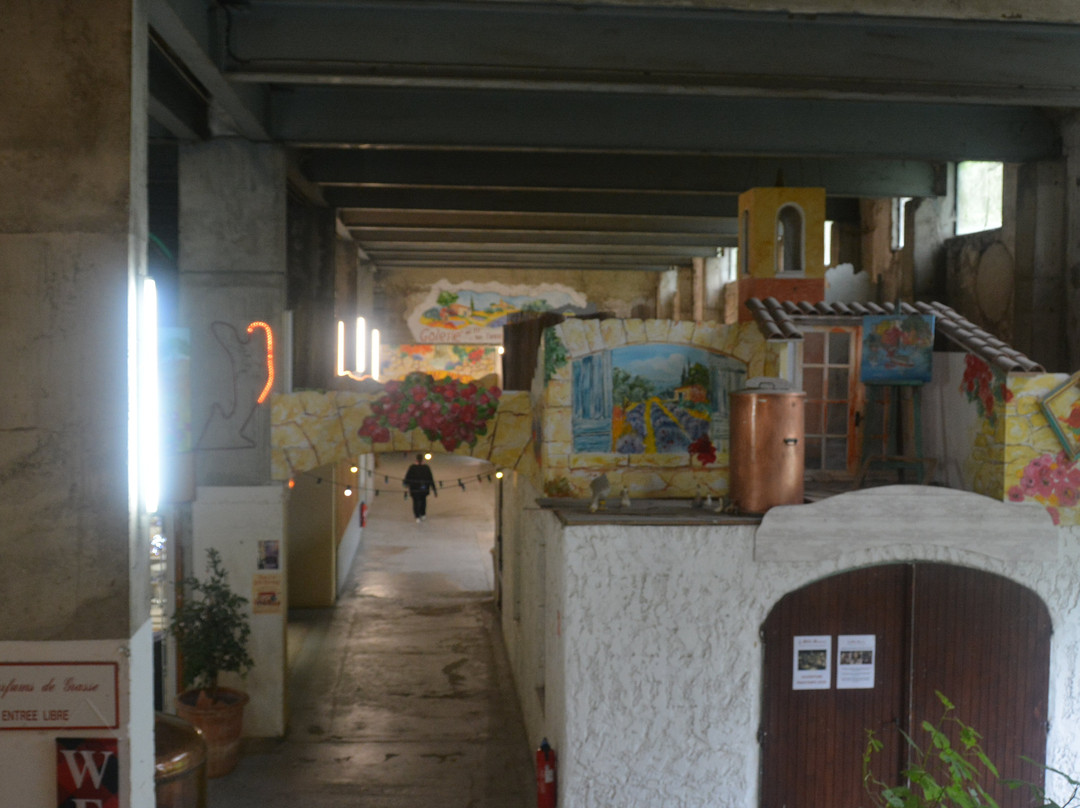 Moulin à Papier Vallis Clausa-泉水小镇必去景点