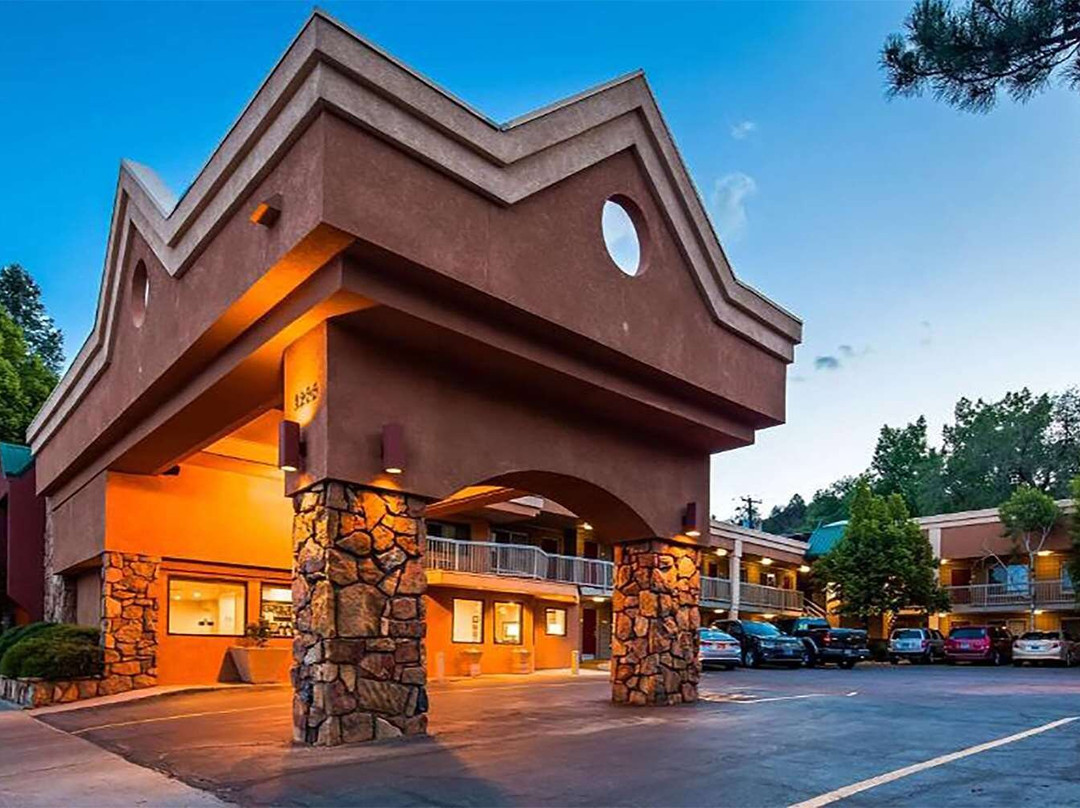 杜兰戈呗盟酒店