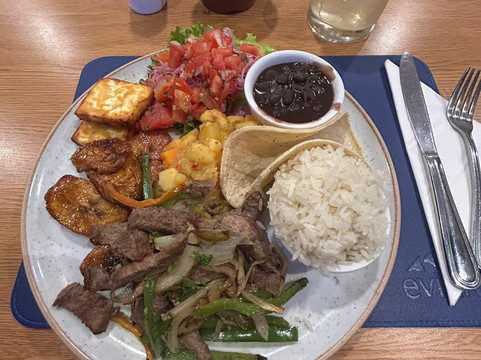 阿拉胡埃拉圣何塞机场万怡酒店主图