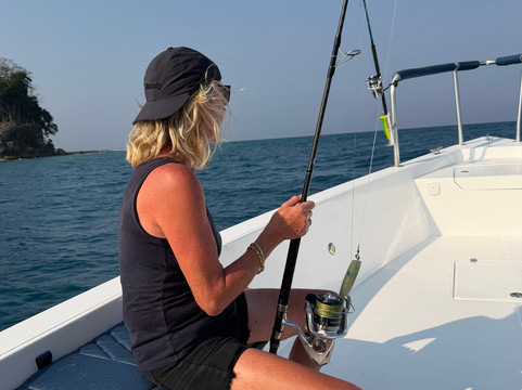 Bite Me Charters-布莱尔港必去景点