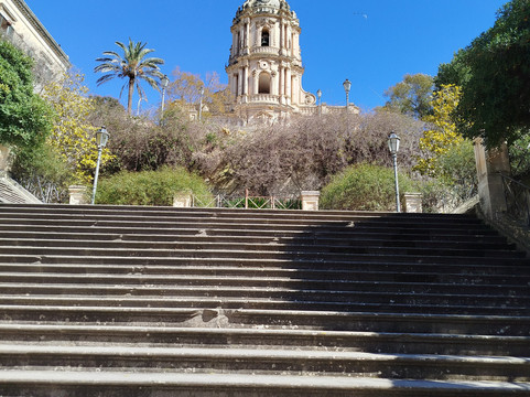 Chiesa di San Giorgio-莫迪卡必去景点