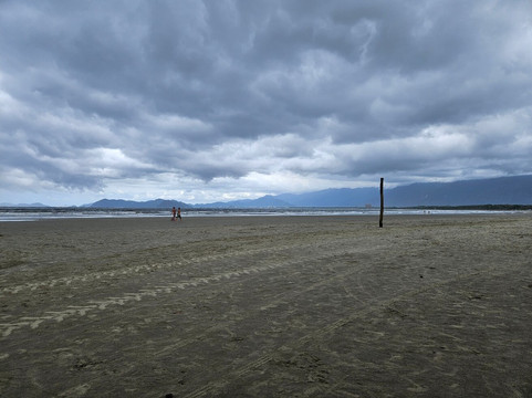 Praia Indaia-Bertioga必去景点