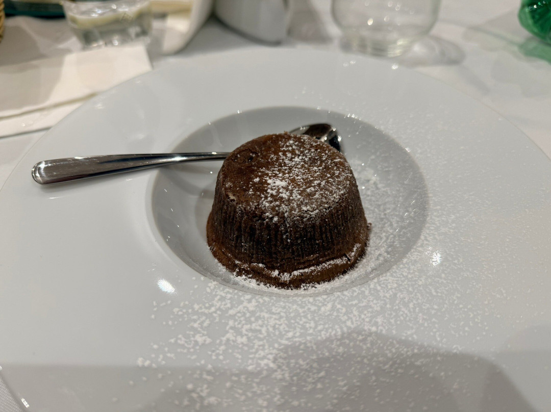 阿尔维酒店主图