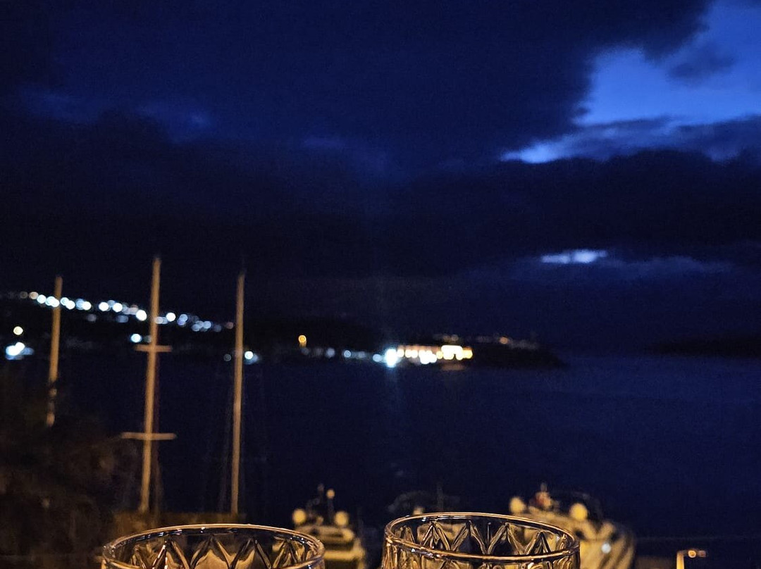 布尔布尔于瓦斯精品酒店主图