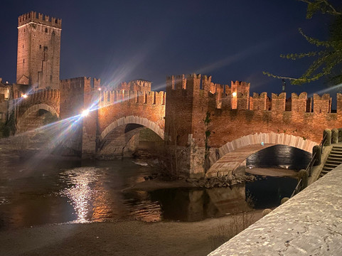 斯卡利杰罗桥-维罗纳必去景点