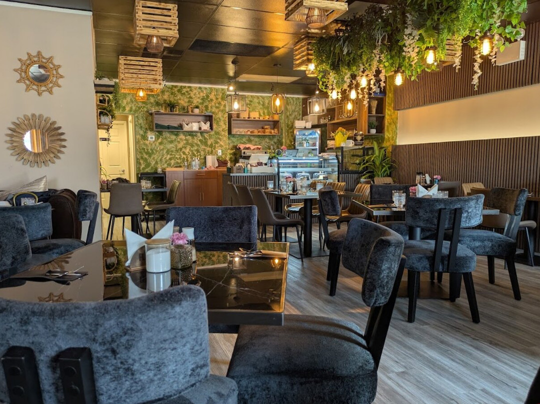 Flourish Cafe - Newtown