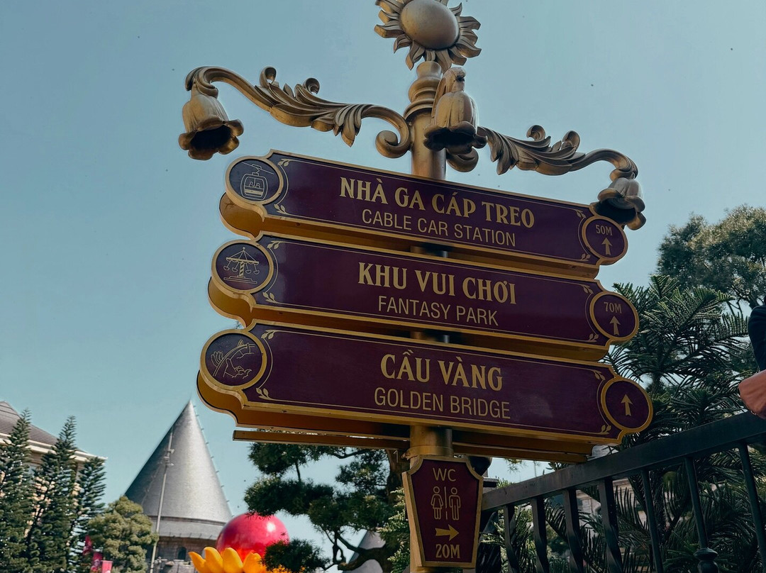 Golden Bridge Bana Hills Tours-岘港必去景点