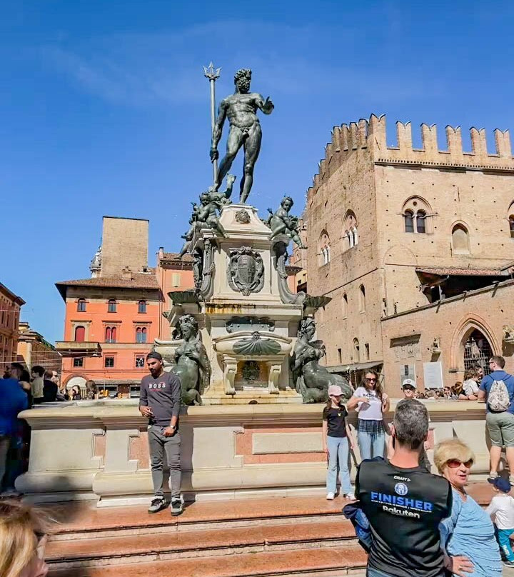 Fontana del Nettuno-博洛尼亚必去景点
