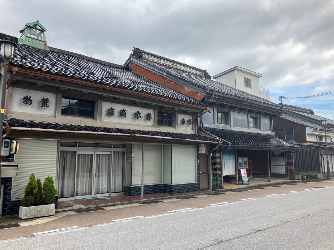 Yamachosuji-高冈市必去景点